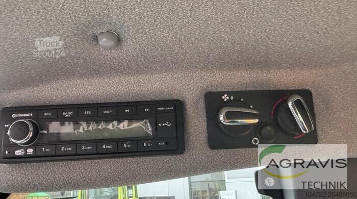 Yardlader Giant G5000