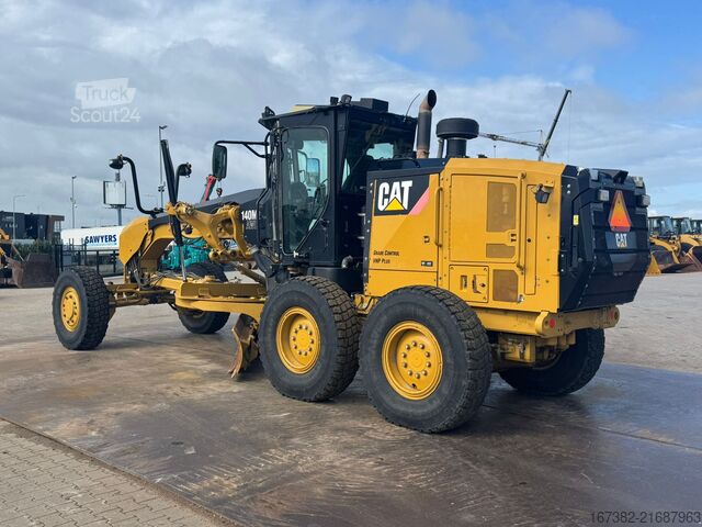 Yol greyderi Caterpillar 140M2 AWD