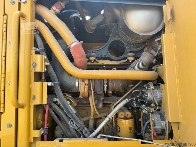 Yol greyderi Caterpillar 140M2 AWD