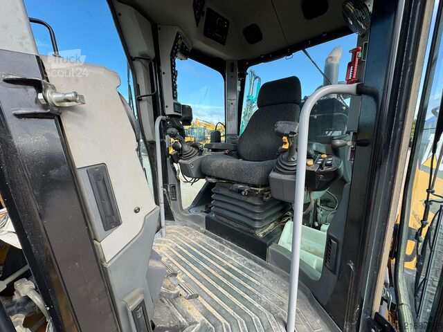 Yol greyderi Caterpillar 140M2 AWD