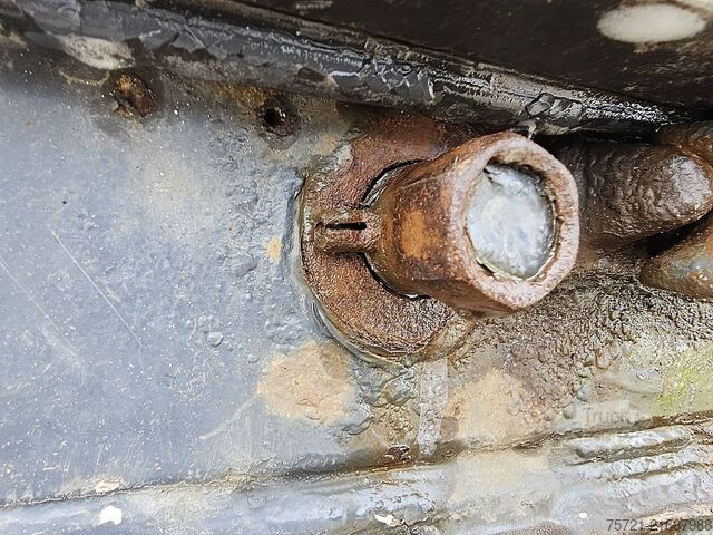 Nizki nakladalnik MEUSBURGER MPG-2 2 AXLE TRIDEC STEER