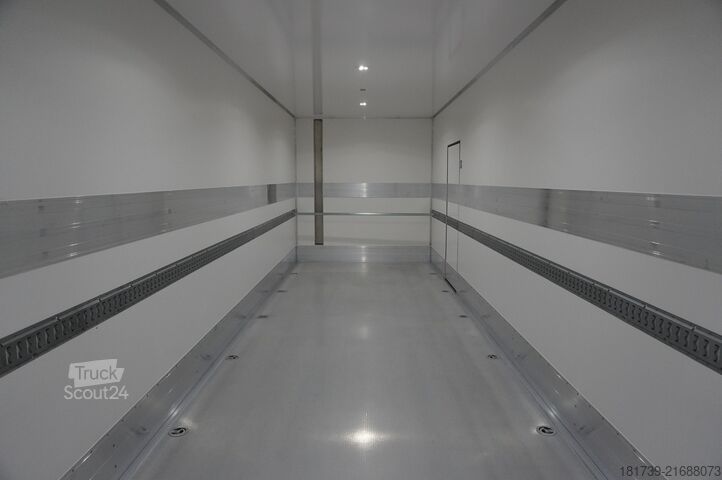 Camion frigorific MAN TGX 26.400 / NEW IGLOOCAR refrigerator