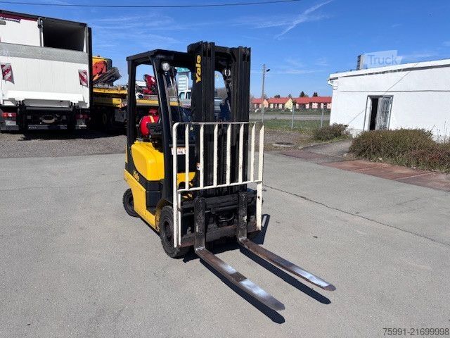 Dar koridorlu forklift YALE GLP 16 VX E2175