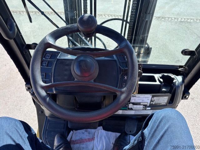 Carrello retrattile YALE Verasitor 20 VX