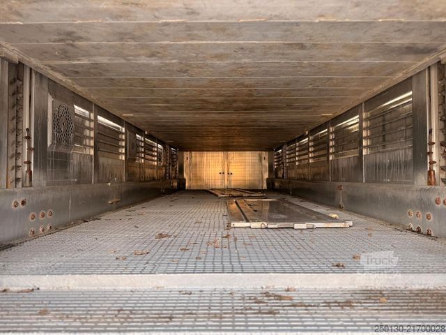 Arklių pervežimo priekaba MENKE-JANZEN 3.Stock mit Aggregat Tränke Durchladetüren