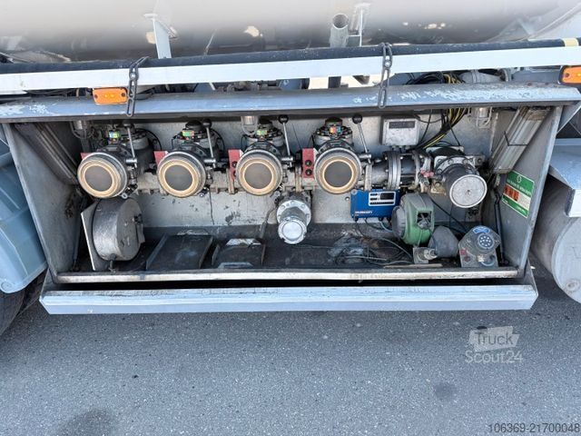 Tankbil VOLVO FM 9/260 4x2 12.865 L ADR Tanktruck