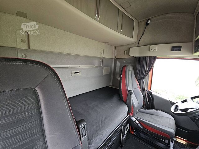  VOLVO FH 460 4x2 I-P-C Spoilers