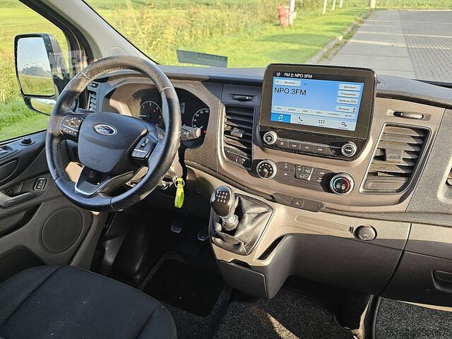 Aukšto stogo universalas FORD TRANSIT CUSTOM 2.0 ac EURO6 resteel