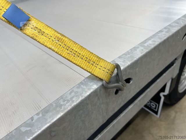 Plošinové přívěsy a univerzální transportéry Hulco Carax-2 3500 Plattform/Universaltransporter