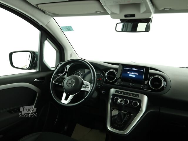 Miniautocarro Mercedes-Benz T 180 d Progressive standard AUT Fernlichtass.