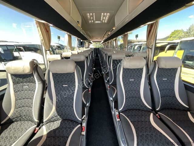 Diaľkový autobus Setra S 515 HD