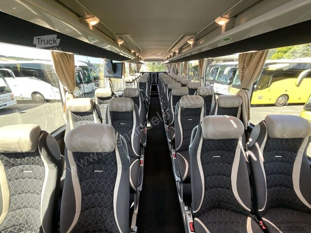 Diaľkový autobus Setra S 515 HD