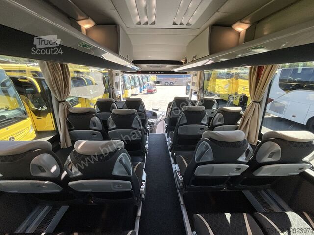 Diaľkový autobus Setra S 515 HD