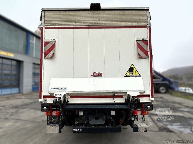 LKW mit Kofferaufbau MERCEDES-BENZ ANTOS 1827 KĂĽhlfahrzeug