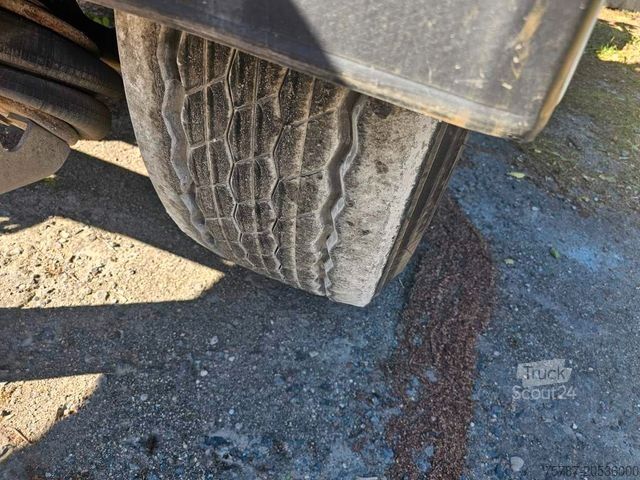 Polpriklopnik za zamenljive nadgradnje FLIEGL Kippchassis, Lift, SAF Scheibe