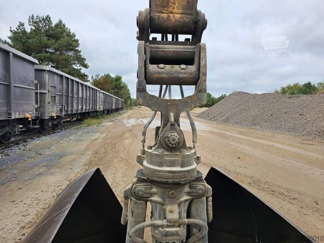 Excavadora móvil LIEBHERR A 904-2 C Litronic mit fahrbarer  Kabine, Klima