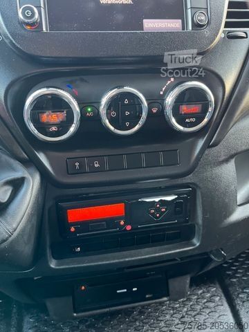 Transporter mit Pritsche & Plane IVECO 70 C 17