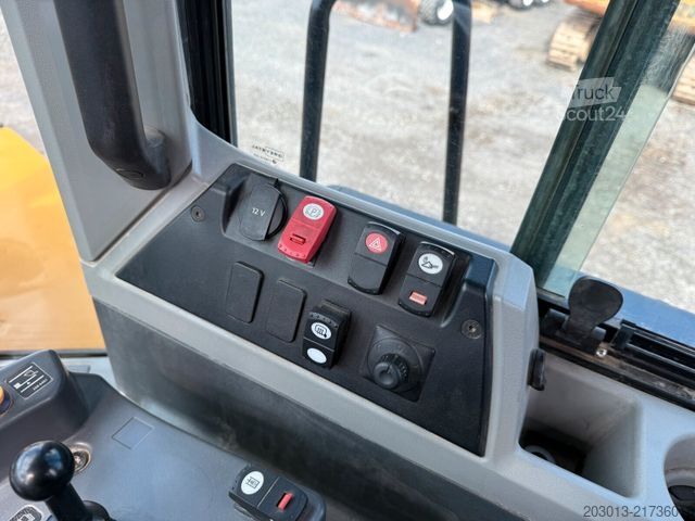 Utovarivač na točkovima CATERPILLAR 972MXE Radlader mit Schaufel 24,9 Tonnen *9096 h