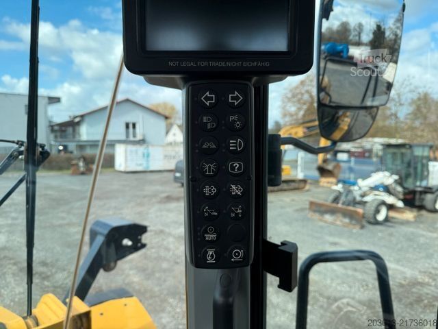 Utovarivač na točkovima CATERPILLAR 972MXE Radlader mit Schaufel 24,9 Tonnen *9096 h