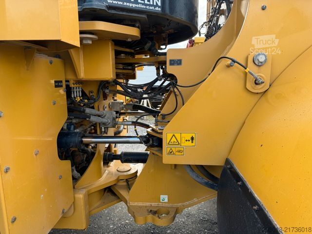 Utovarivač na točkovima CATERPILLAR 972MXE Radlader mit Schaufel 24,9 Tonnen *9096 h