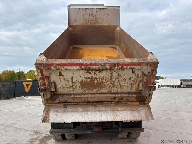 Savivartis Scania R 650 6x4 FULL STEEL / RETARDER / BOX L=4536 mm