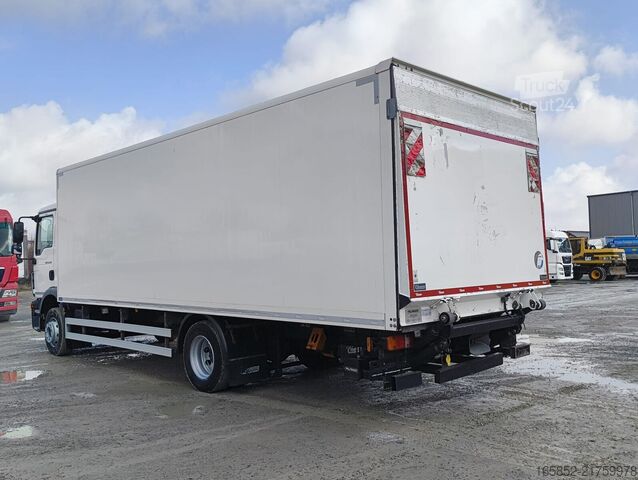 Suljettu laatikko MAN TGM 15.290 4x2 Euro 6 Koffer 7,30 m TÜV NEU (24)