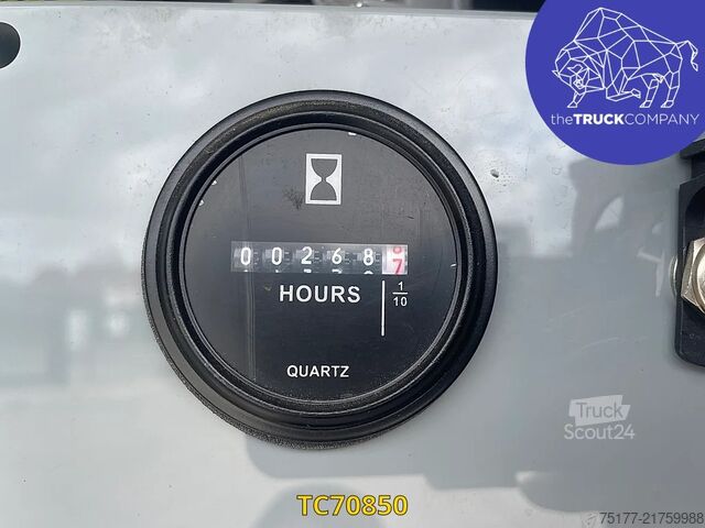 Kaldırma platformu Renault Master 145.35 Nacelle