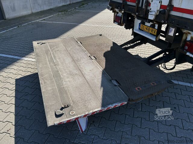 Presenninger, der kan skubbes Hertoghs O3 / Curtainside Trailer / SAF Disk / Loadlift ...