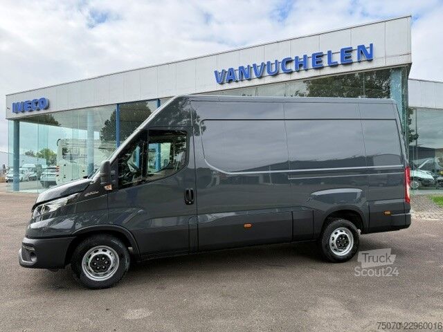 Kassevogn Iveco Daily 35