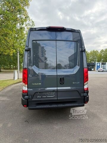 Kassevogn Iveco Daily 35