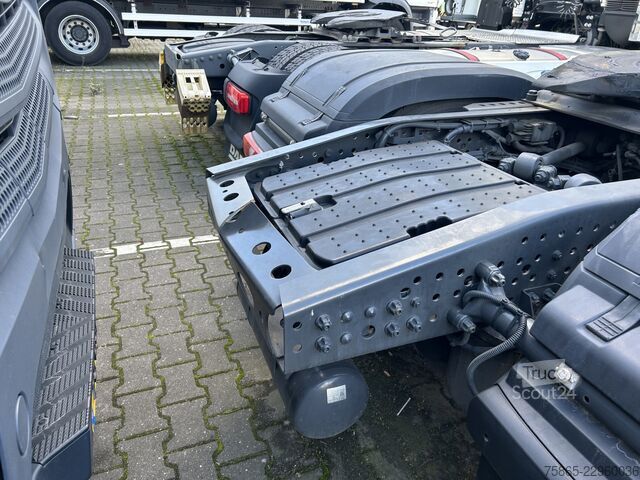 Standard tractor Mercedes-Benz Actros 1845 Gigaspace / Tacho V2 / 391 dkm / Bl...