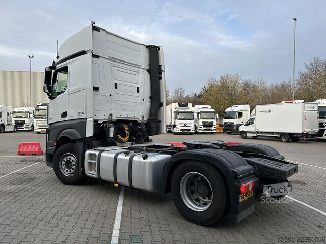 Standard tractor Mercedes-Benz Actros 1845 Gigaspace / Tacho V2 / 391 dkm / Bl...