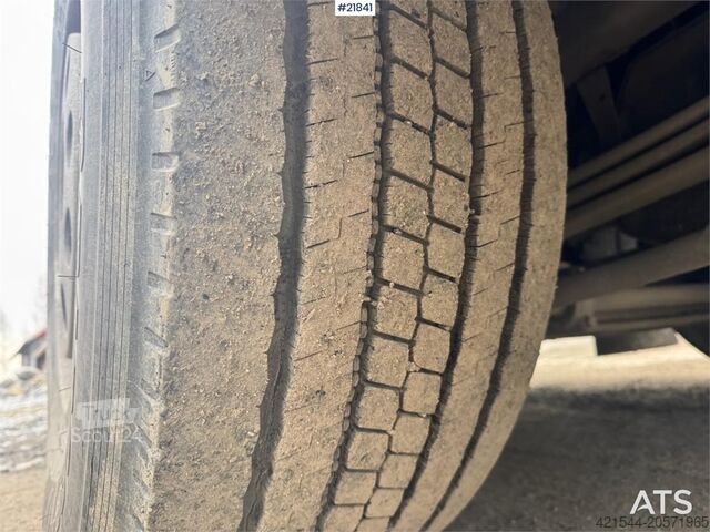 Koukkuvarsijärjestelmä MAN TGX 35.540 Tridem hook truck with crane hydraulics