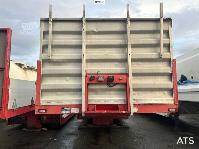 Low loader Vang DC 111 Ts 3 axle well trailer