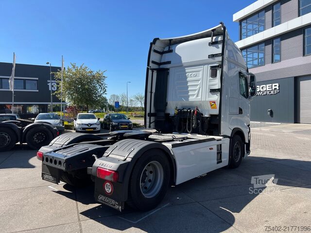 Standard-SZM Iveco S-WAY 490 / Intarder / 2x Tank / New Tyres
