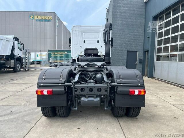 Estándar-SZM Mercedes-Benz Actros 3348 S 6x4 Tractor Head