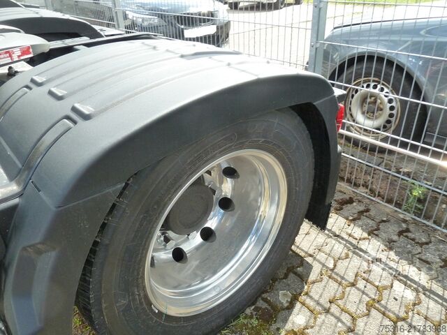 Tractor estándar Renault 480 MEGA