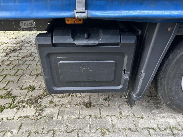 Brandalı açık yarı römork Schmitz Cargobull Schiebeplane Mega
