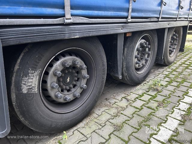 Semi-remorque bâchée Schmitz Cargobull Schiebeplane Mega