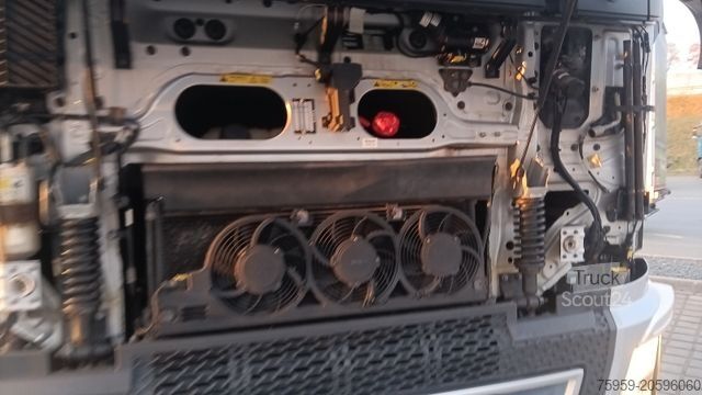 Standart çekici ünitesi VOLVO FH460 Globe FullSpoiler TV I-PARC 2xTank German