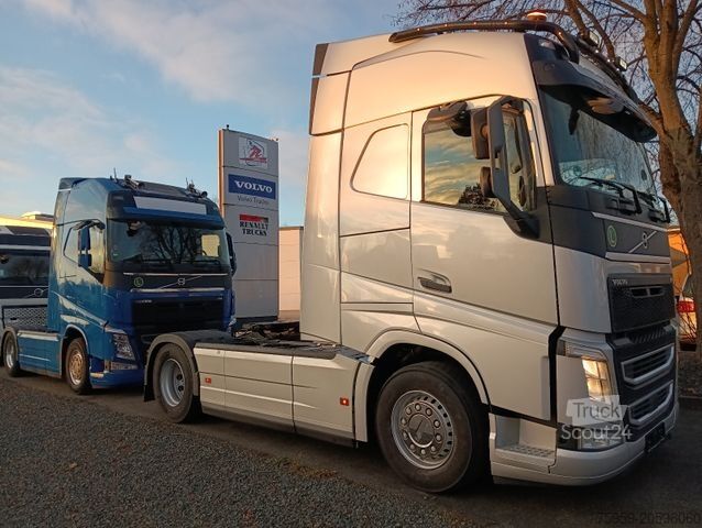 Standart çekici ünitesi VOLVO FH460 Globe FullSpoiler TV I-PARC 2xTank German