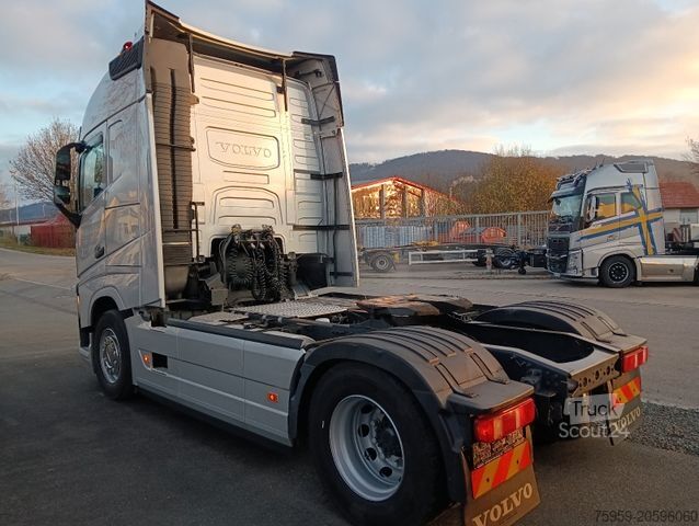 Standart çekici ünitesi VOLVO FH460 Globe FullSpoiler TV I-PARC 2xTank German