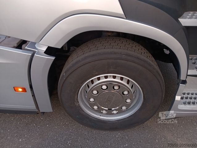 Standart çekici ünitesi VOLVO FH460 Globe FullSpoiler TV I-PARC 2xTank German