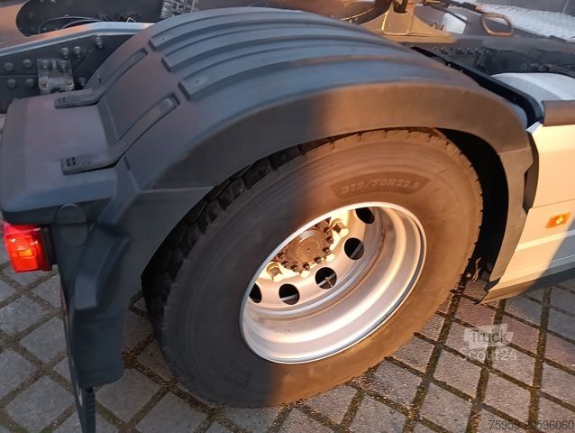 Standart çekici ünitesi VOLVO FH460 Globe FullSpoiler TV I-PARC 2xTank German