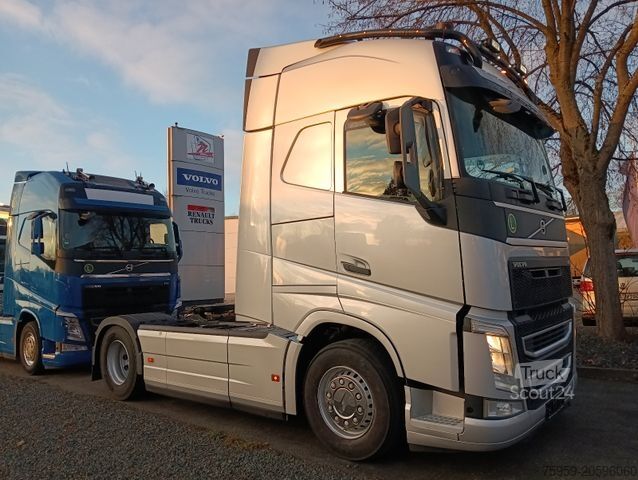 Cap tractor standard VOLVO FH460 Globe FullSpoiler TV I-PARC 2xTank German