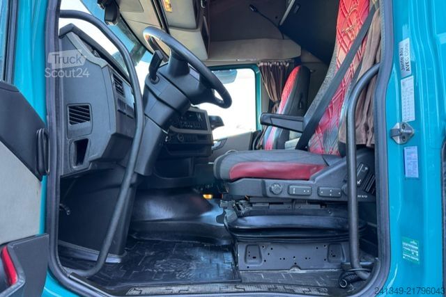Стандартен влекач VOLVO FH-460 4x2