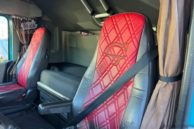 Стандартен влекач VOLVO FH-460 4x2