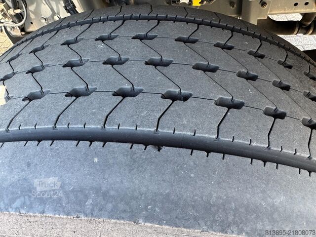 Pārvadājumi saldētavā/saldētavā DAF CF320 FAN 6x2, Schmitz Frigobox, Carrier Supra ...