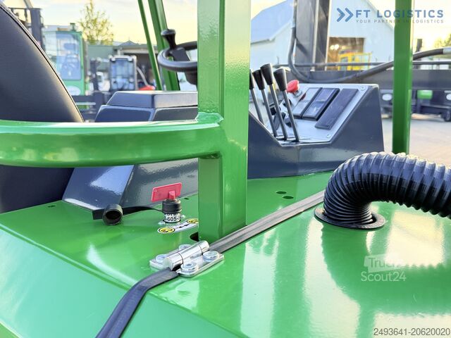 Four-way forklift Combilift C2500CB DIESEL TRIPLEX 5500 FREE LIFT