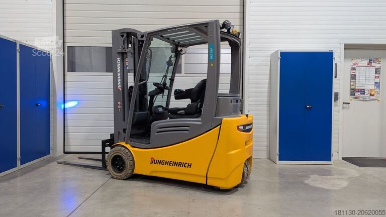 Viljuškar sa prednjim utovarivačem Jungheinrich EFG 220 GE120-464DZ